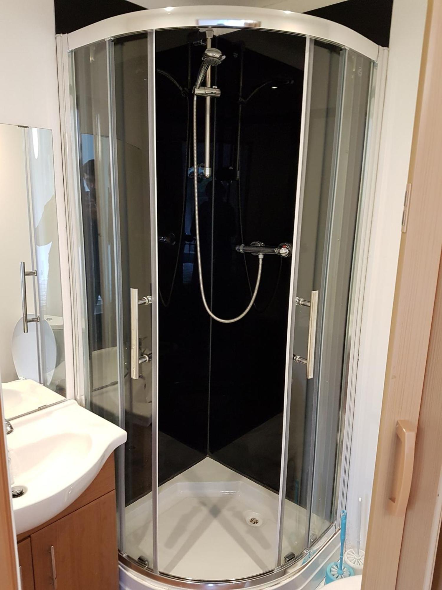 Luton, Lu3 Double Ensuite Room Luton  Kültér fotó